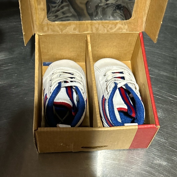 New York Giants Shoes - Picture 8 of 10